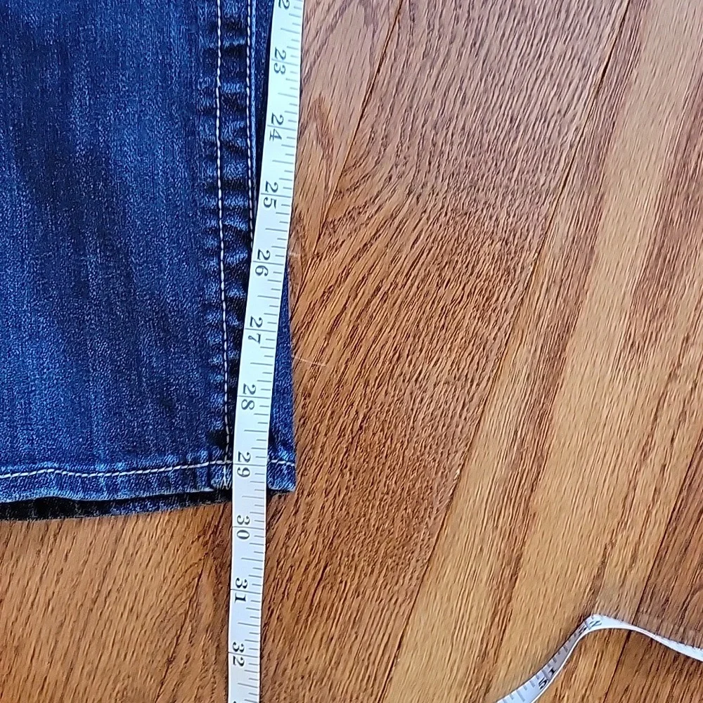 KUT From the Kloth Straight leg jeans sz 8